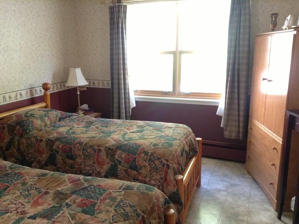 B&B De La Traverse Lévis Kamer foto